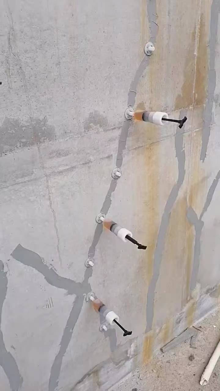 卢龙混凝土开裂的原因