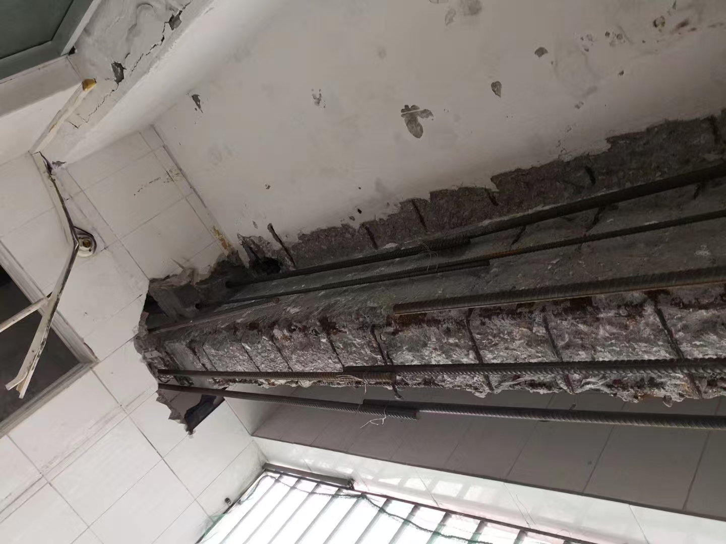 卢龙厂房什么时候需要加固